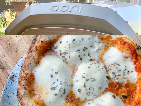 Pizza Margherita uit de Ooni