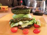 burger-met-portobello-en-avocado