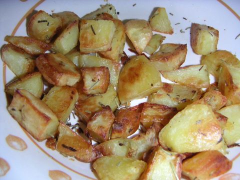 Gebakken aardappelen met rozemarijn