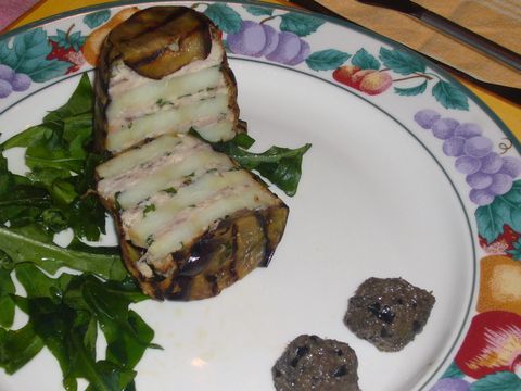 Auberginebakjes met makreel en aardappel