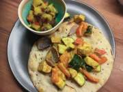 indiase-kip-met-groenten-en-naan